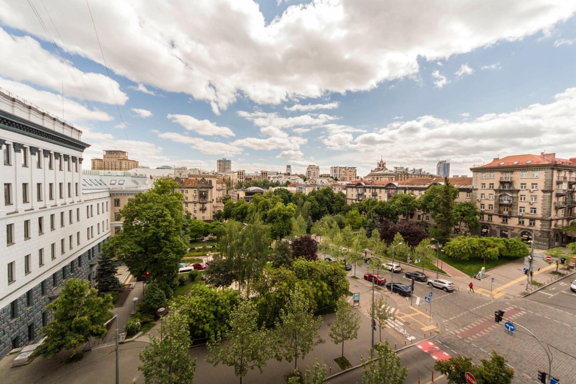 Central Dayflat Apartments Киев Экстерьер фото