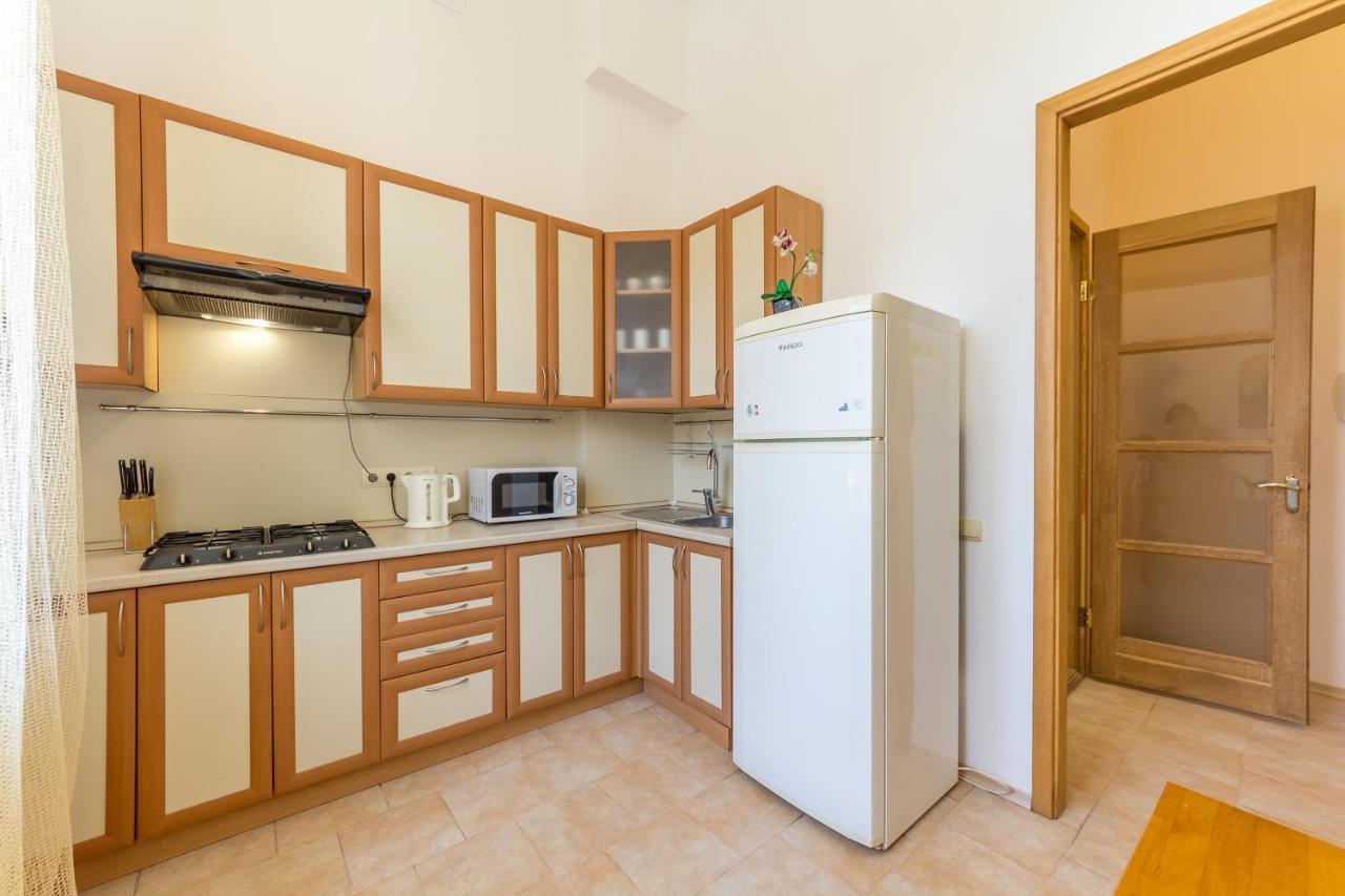 Central Dayflat Apartments Киев Экстерьер фото