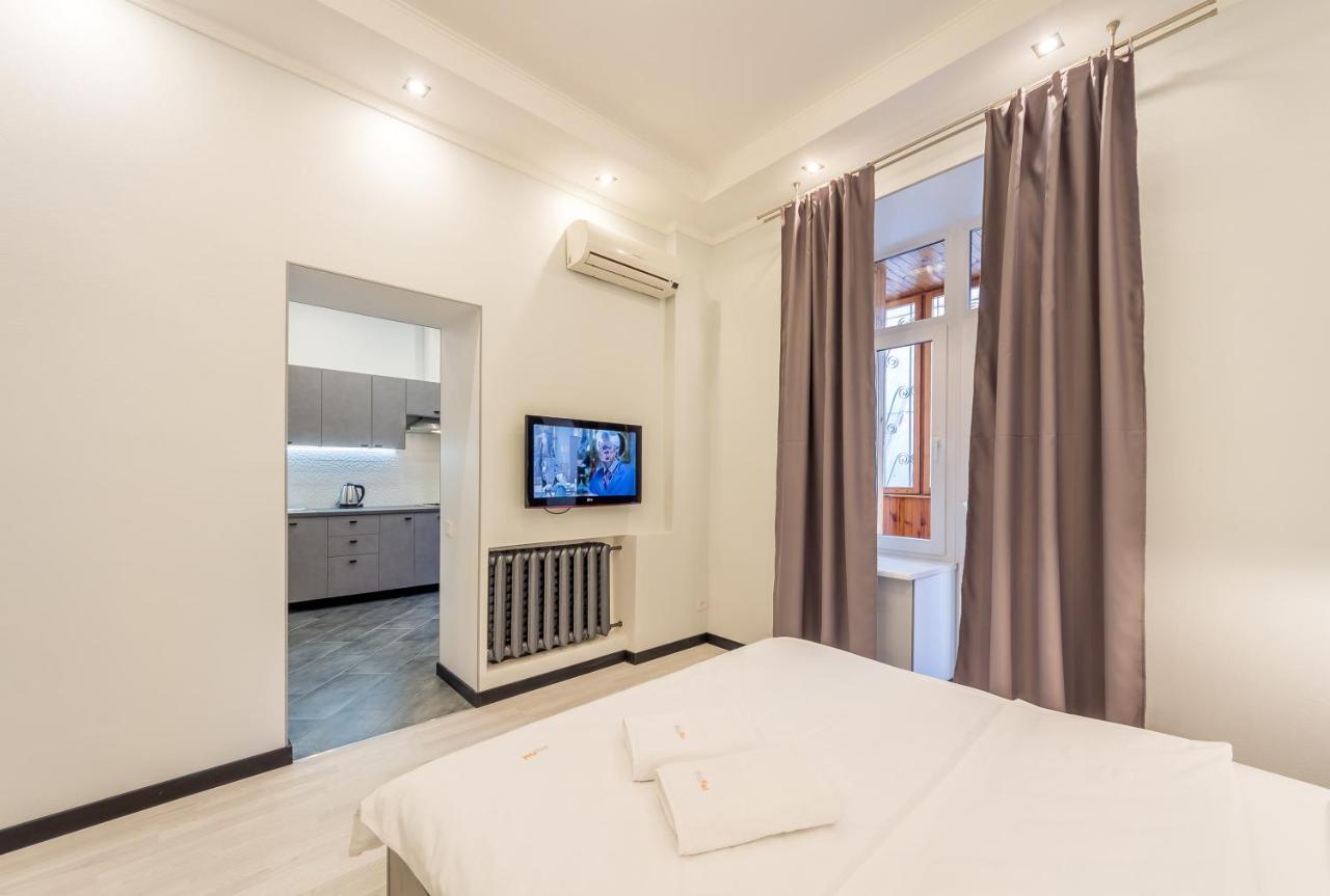 Central Dayflat Apartments Киев Экстерьер фото