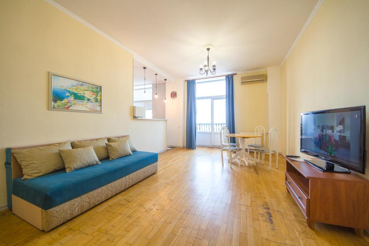 Central Dayflat Apartments Киев Экстерьер фото